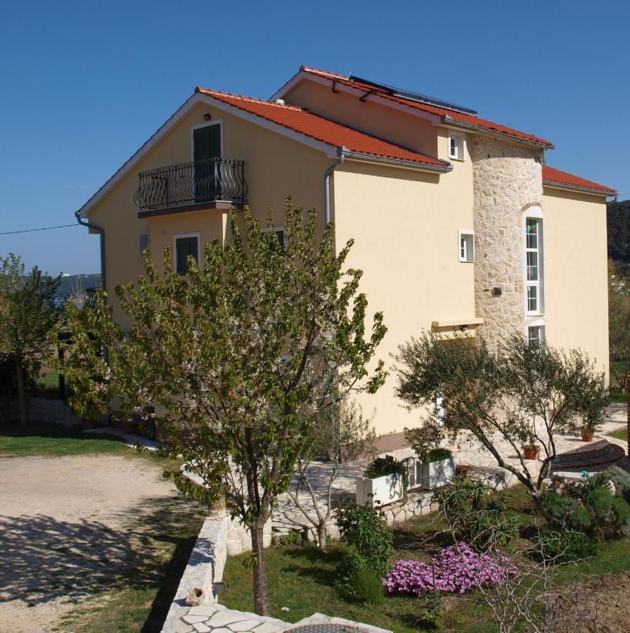 Apartments Batistic Supetarska Draga Extérieur photo