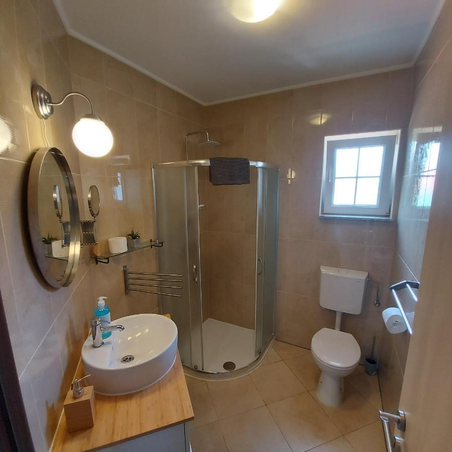 Apartments Batistic Supetarska Draga Extérieur photo