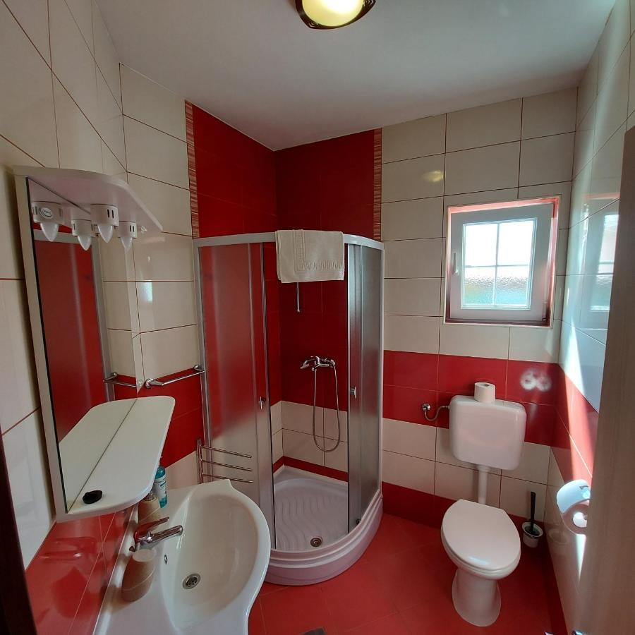 Apartments Batistic Supetarska Draga Extérieur photo