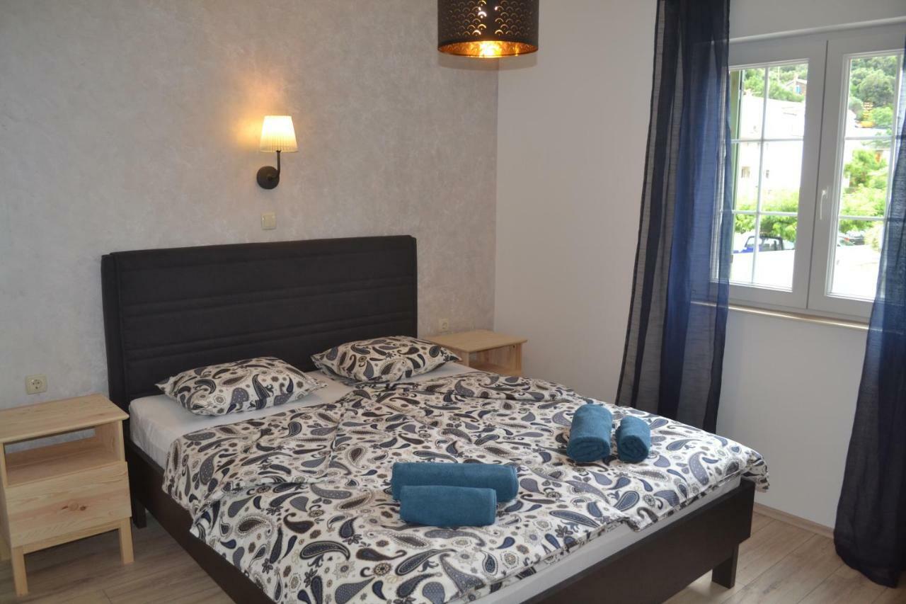 Apartments Batistic Supetarska Draga Extérieur photo